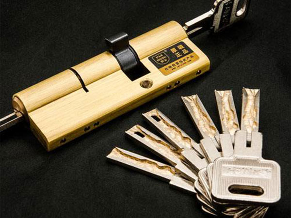 吉隆24小时上门开锁公司